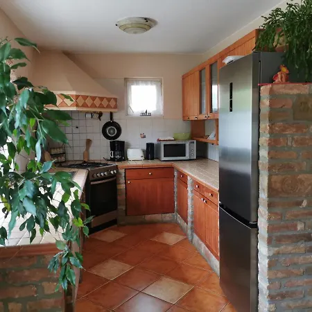 度假居 Katica Haz Zánka